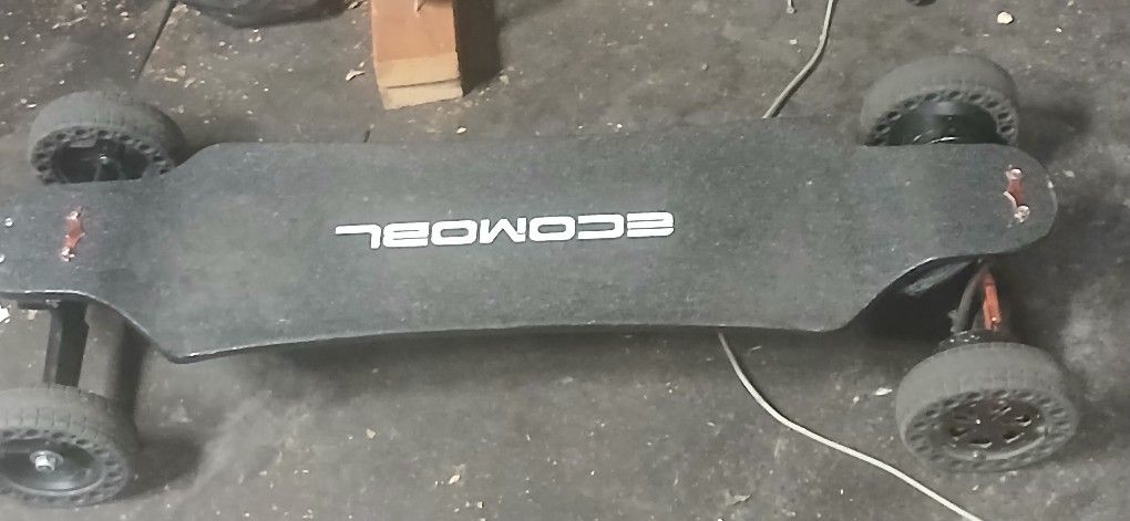 Eco Mobile Electric Skateboard
