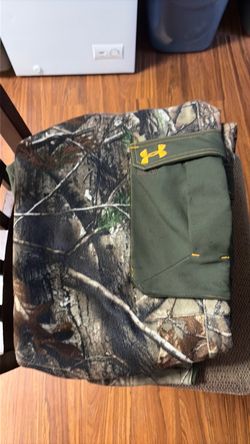 Under armor hunting pants two pair