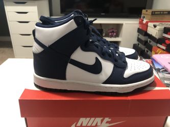 Dunk High Championship Navy Size 6y & 7y
