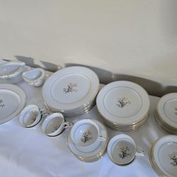 50 Piece Noritake China Winton Dishes