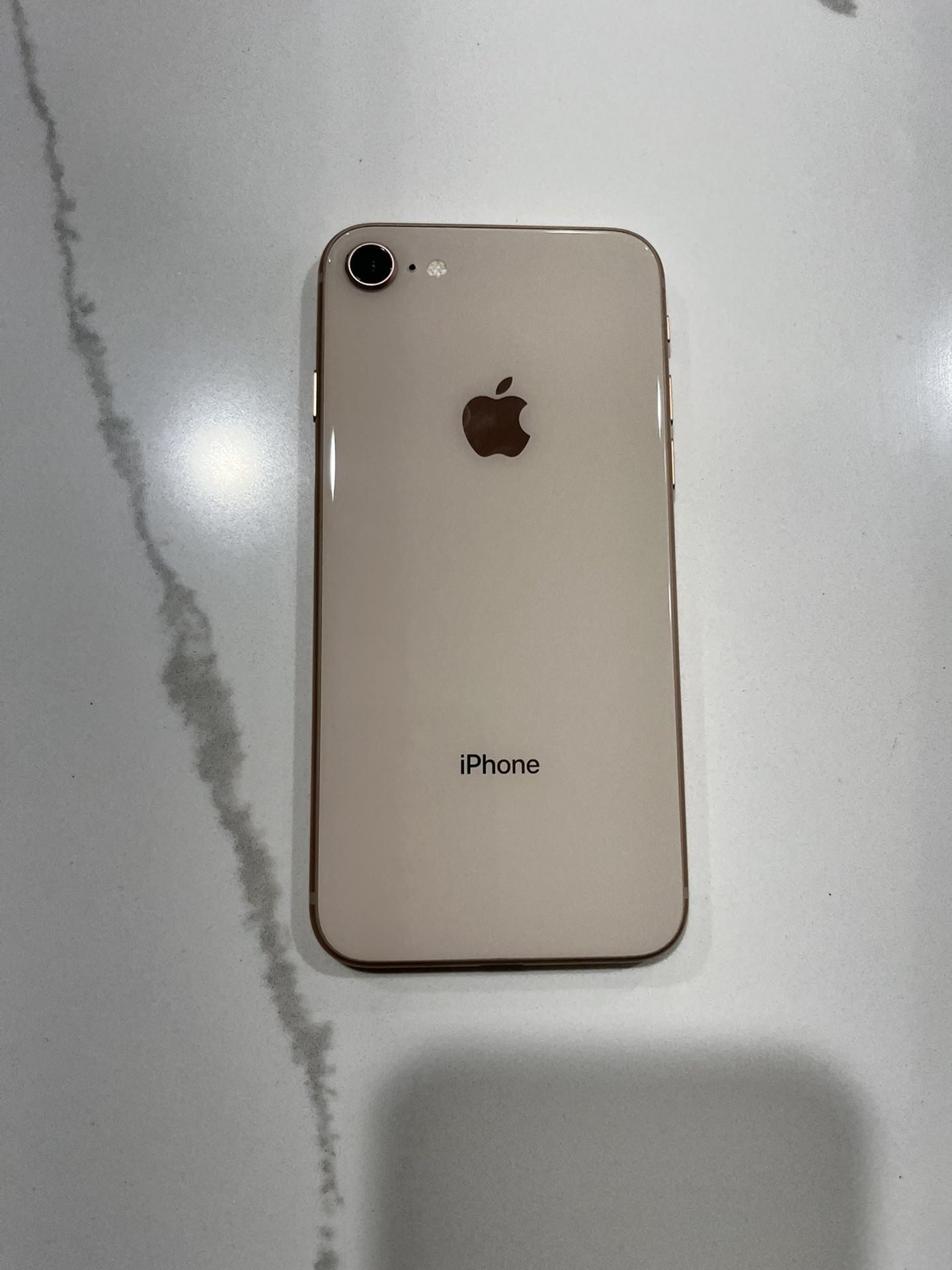 iPhone 8 - Unlocked - 64 GB