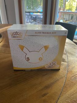 Pokémon TCG 30th Celebration Elite Trainer Box
