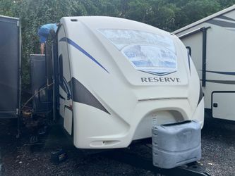 2014 Reserve 28 Ft