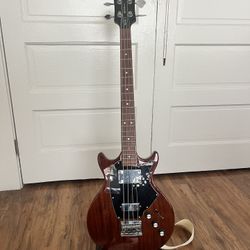 Vintage VRB70MH REVO Series ‘Callan’ Bass Mahogany 