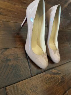 Women’s Christian Louboutin 