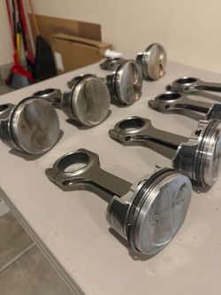 Wiseco Forged Pistons w/ Eagle Rods & ARP Bolts