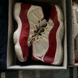 Size 11 Jordans Lmk Good deals 