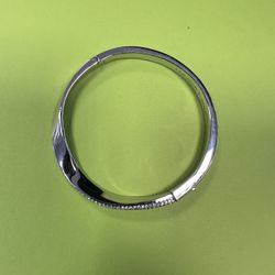 Kate Spade Hinged bracelet 