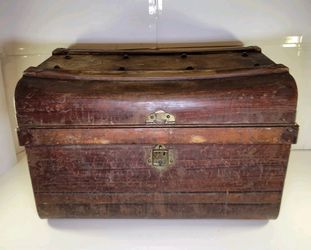 Antique Faux Wood Metal Dome Top Travel Trunk Blue Interior 29in