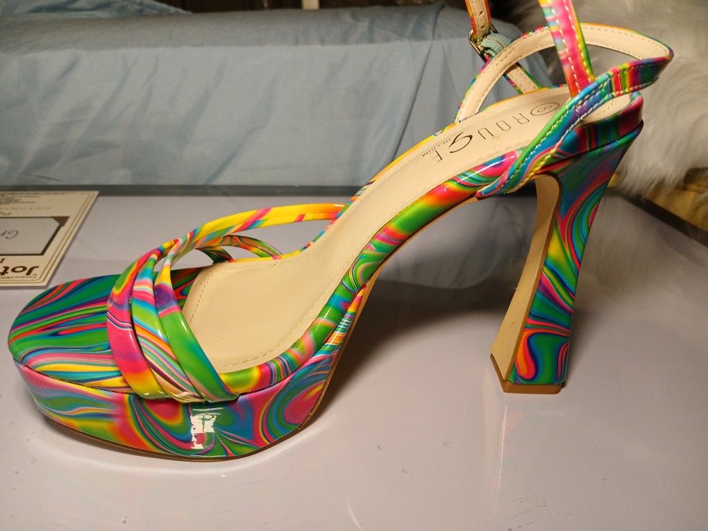 Super Funky Platform High Heeled Platform Sandles. Tried Them On And Wore To Grocery Store To See If They Were Too High For Me. Im Too Old (LOL).