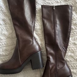 Brown boots