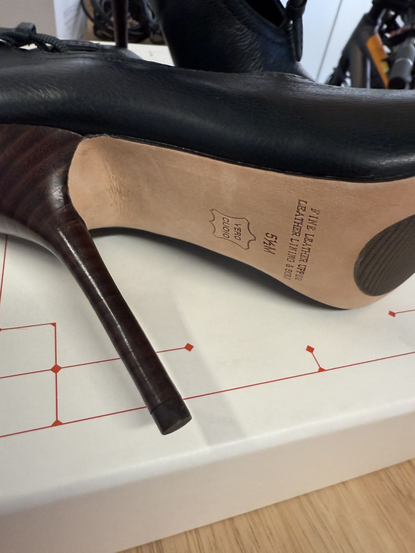 Size 5.5 New Leather Shoes