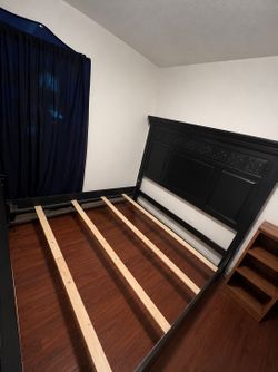 King size bed