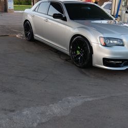 Chysler300 Srt 