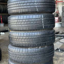 SET OF TIRE 195 65 15 MICHELIN 85% LIFE