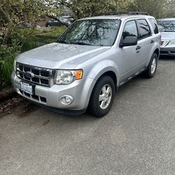 Ford escape 2011, grey.