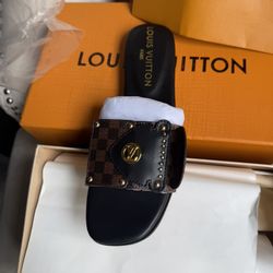 Slipper And Purse For Women Ask For Price