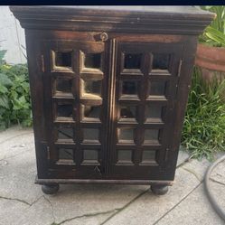 Antique Furniture 