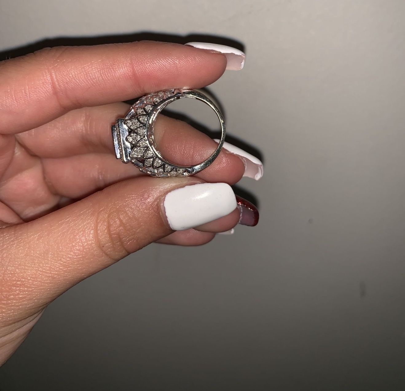 14kt White Gold Lady’s Ring