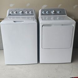 Brand NEW Washer Dryer Set. It's Unused! 