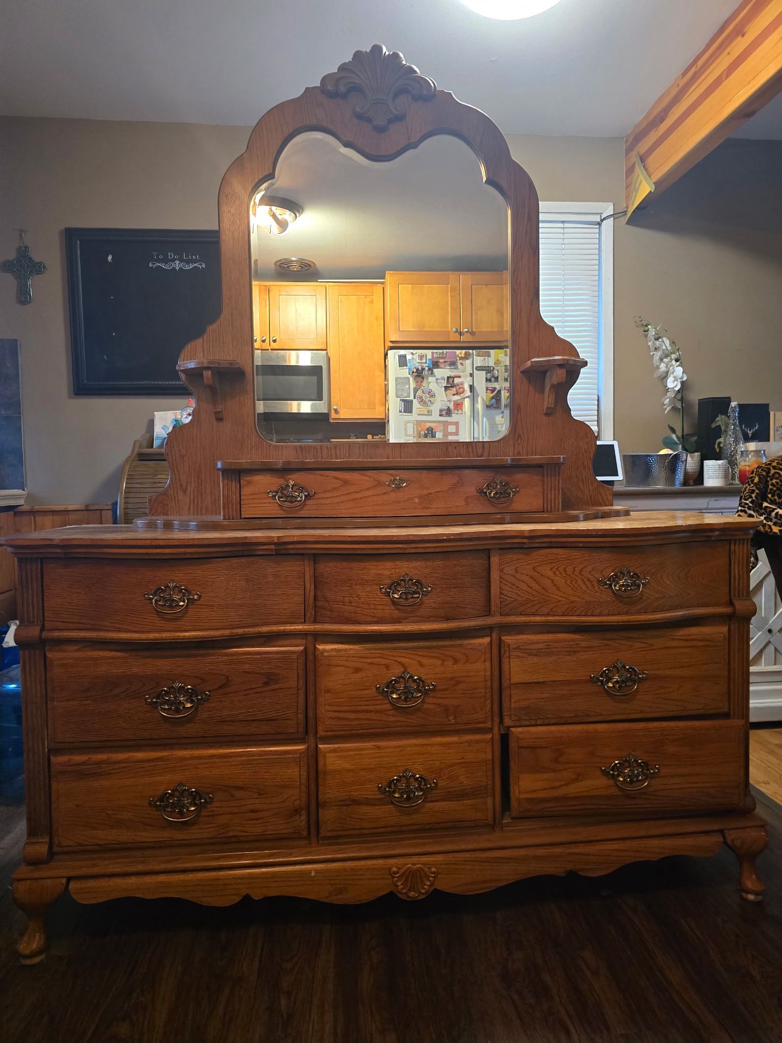 9 Drawer Dresser With Mirror 
