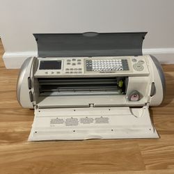 Cricut and supplies