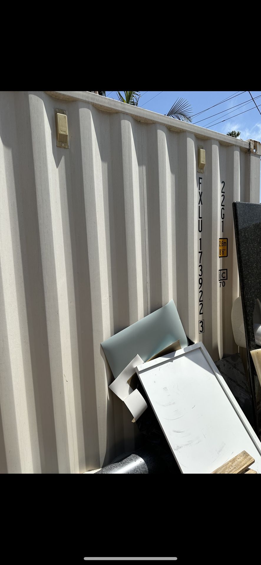 20 Foot Shipping Container/ Conex/ Cargo / Shed /roll up