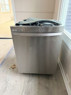 SAMSUNG DISHWASHER