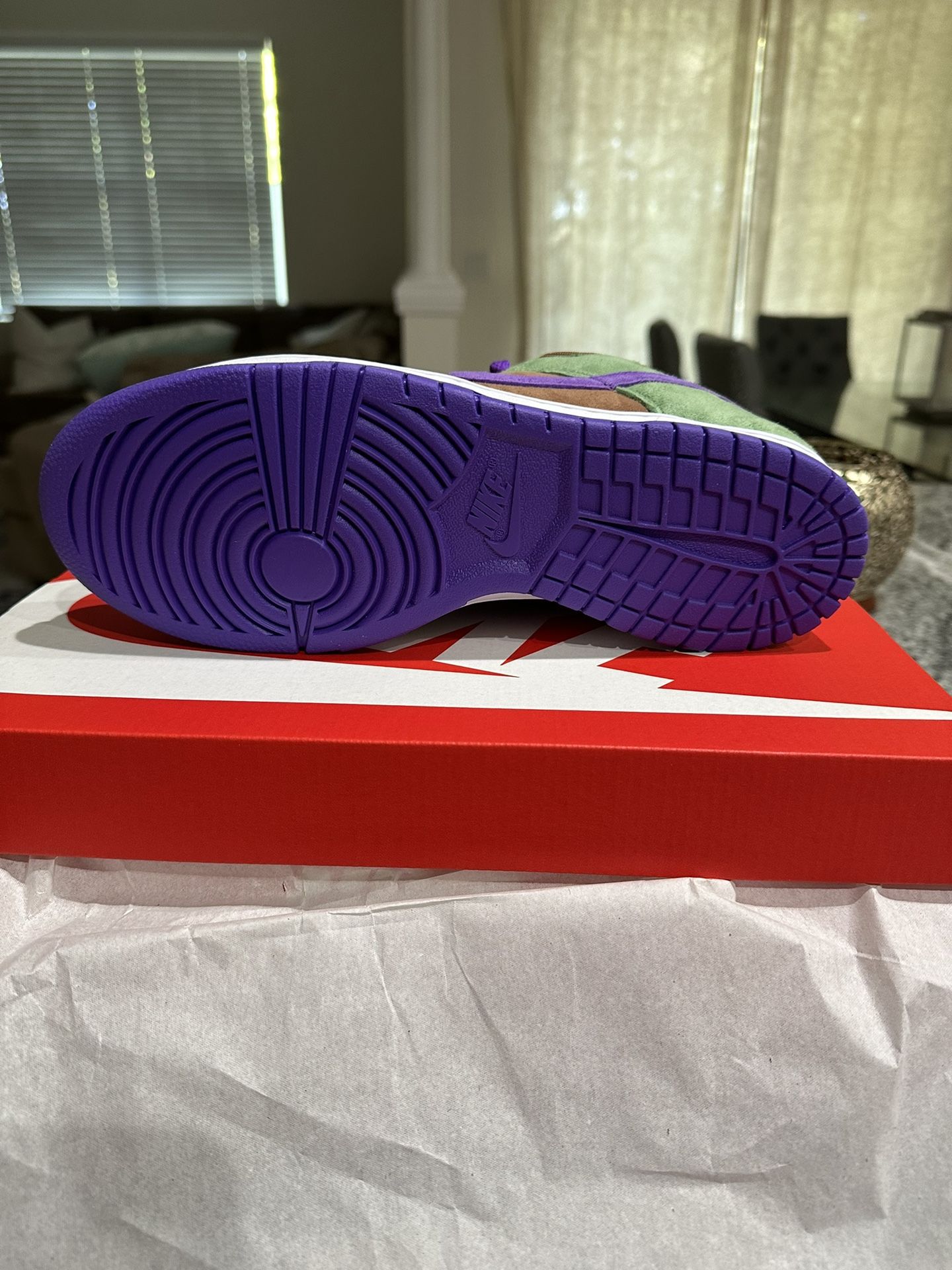 Nike Dunk Low SP Veneer/Autumn Green/Deep Purple Size Brand New