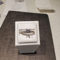 Leo Diamond Ring