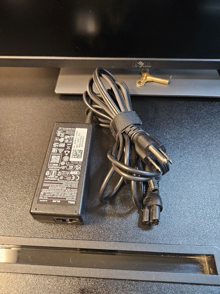 Dell Adapter Original AC 65w, Charger 19.5V / 3.34A / 65W. For Dell E6420 E5420 E6430 E5430 E5440 E5540 E5550 E6440 and Dell Inspiron