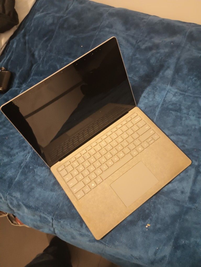 Microsoft Surface Laptop Geo 3