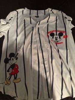 Disney women jersey size m to big