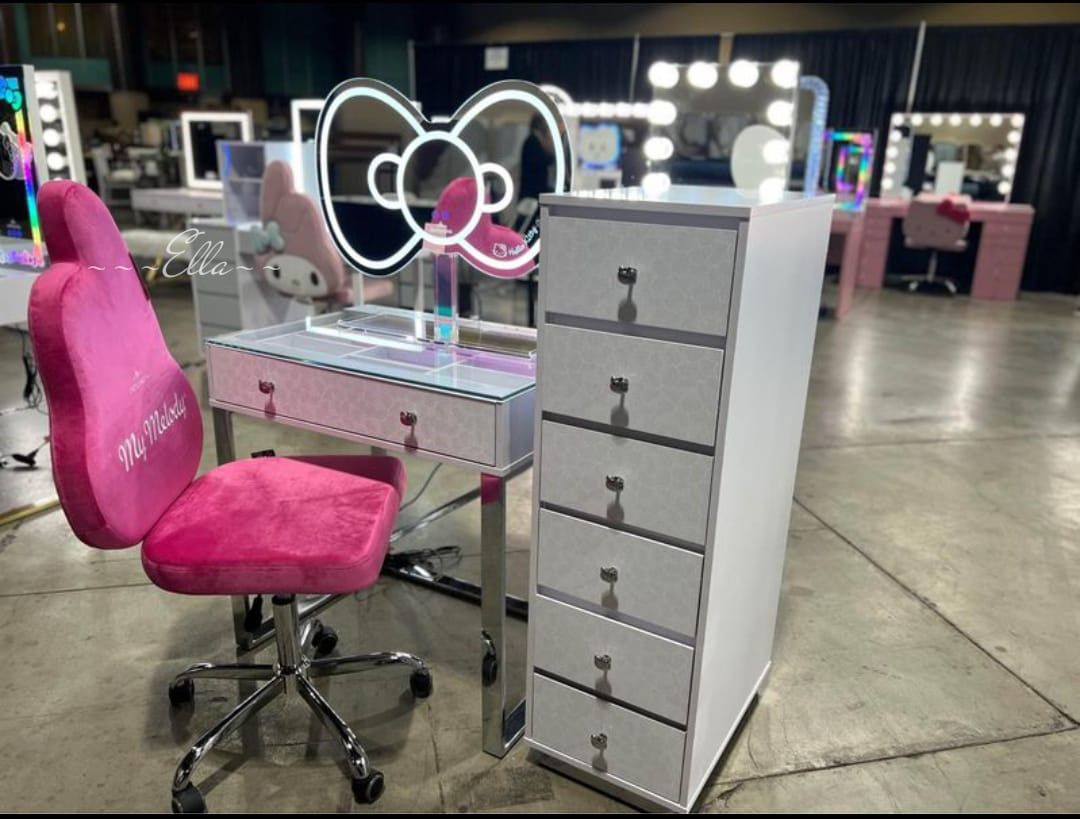 HelloKitty® SlayStation Mini + Vanity Mirror Bundle
Impressions Vanity Excluding Drawer Chair and Mirror $10 Down Payment And Financing Available