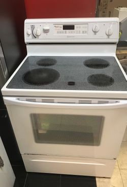 Stove whirlpool gold Self Cleaning Oven/ 90 day warranty