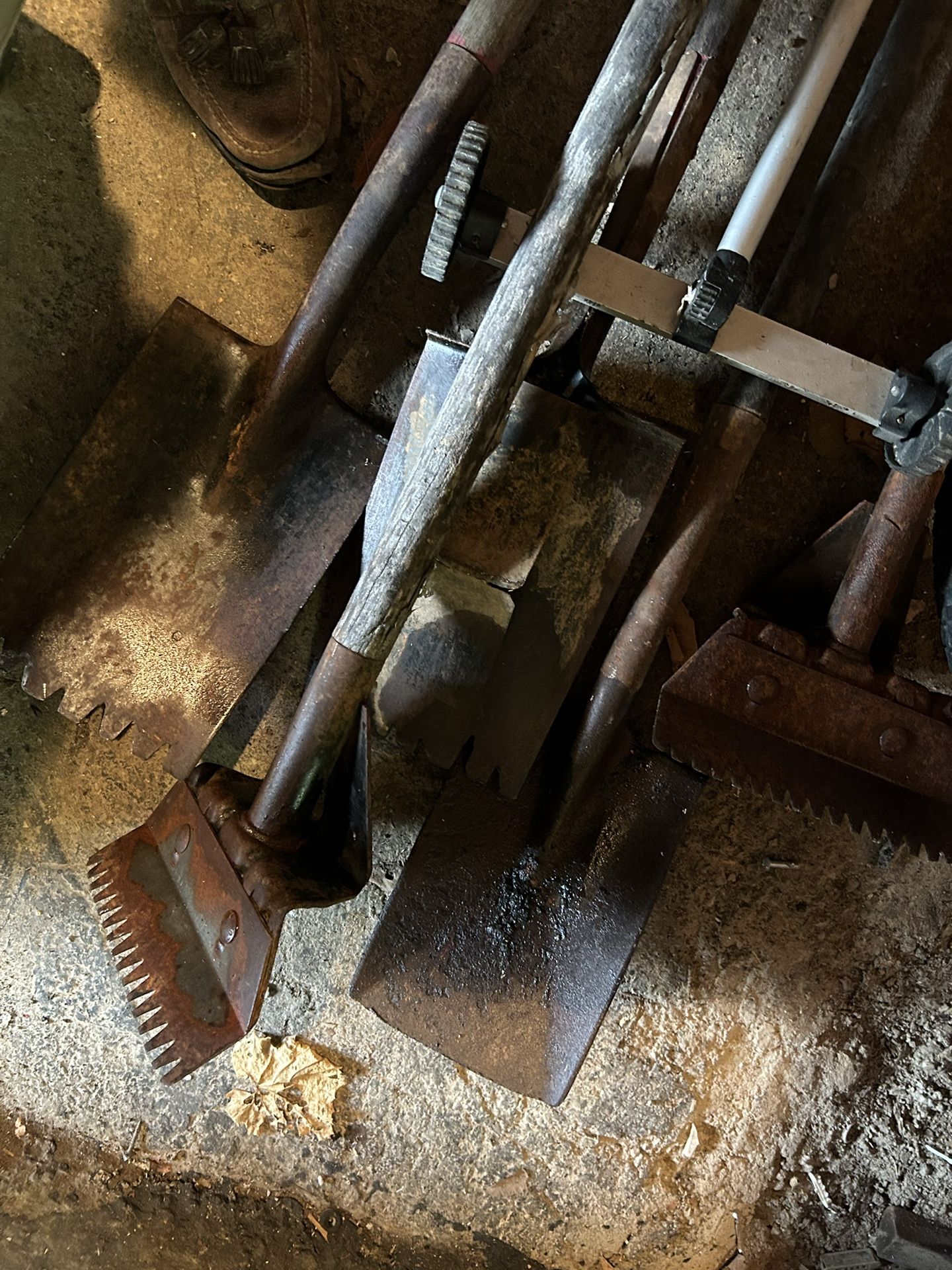 Roofing Shovels