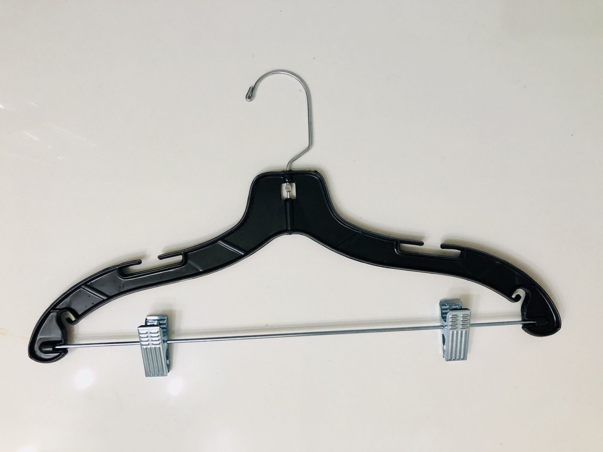 PLASTIC HANGERS COMBINATION SUIT HANGERS 100 PCS PER BOX