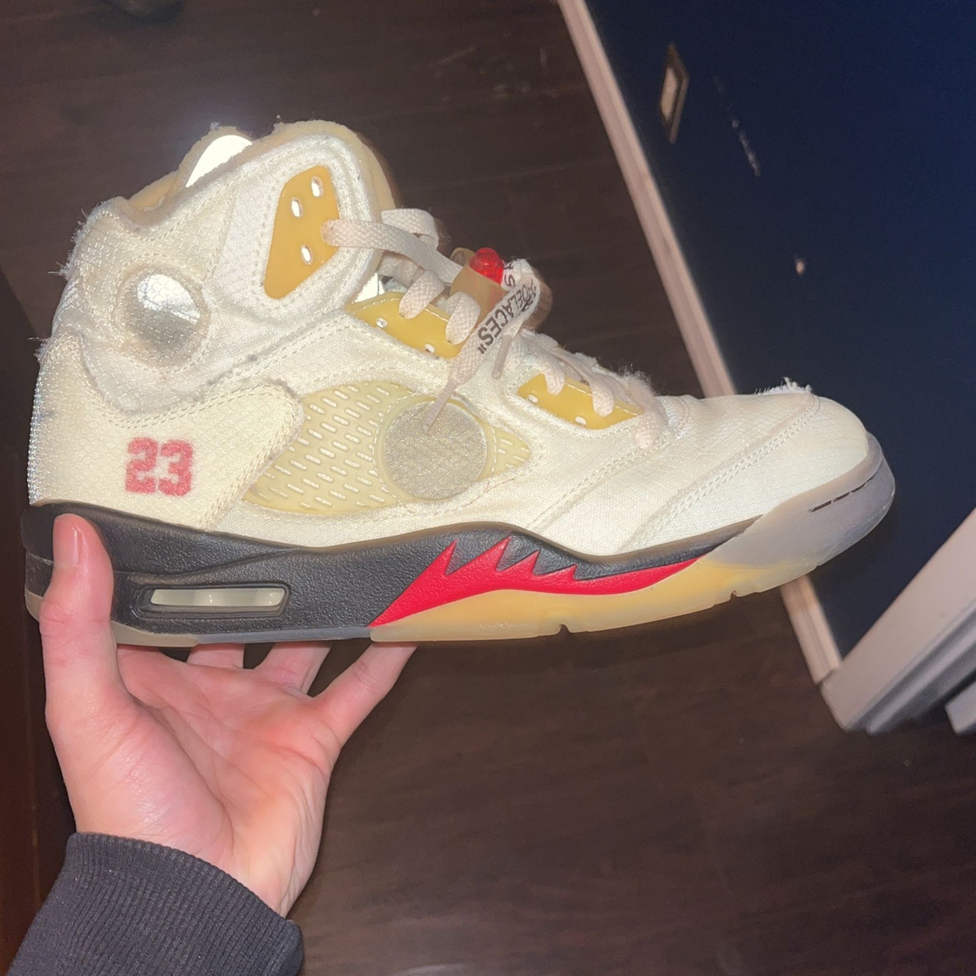 Jordan 5s Off White Sail “used”