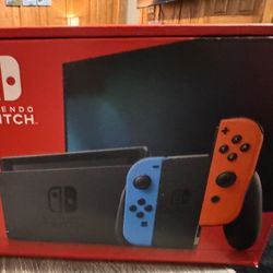 Nintendo Switch (never Opened)32gb