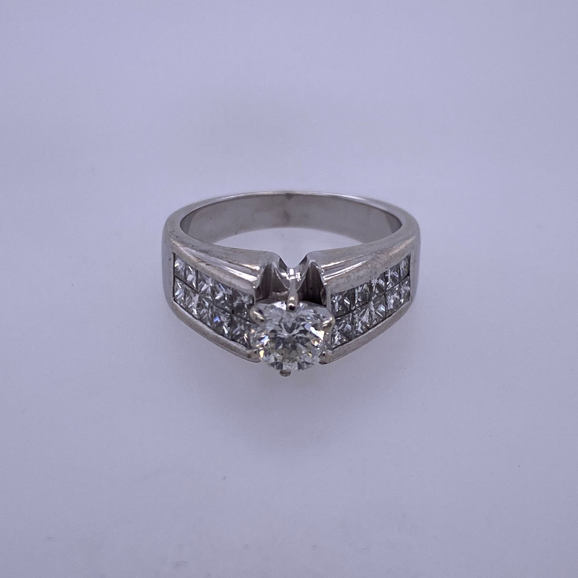 14k White Gold Engagement/Wedding Ring W/ 0.65CT Diamond Center Stone
