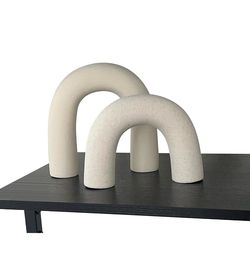 Ceramic Arch Decor
