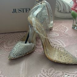 Women’s Shoes