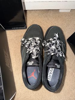 Travis Scott Jordan phantoms size 10