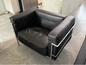 2 lc3 style leather chairs