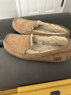 UGG Ashley slip on