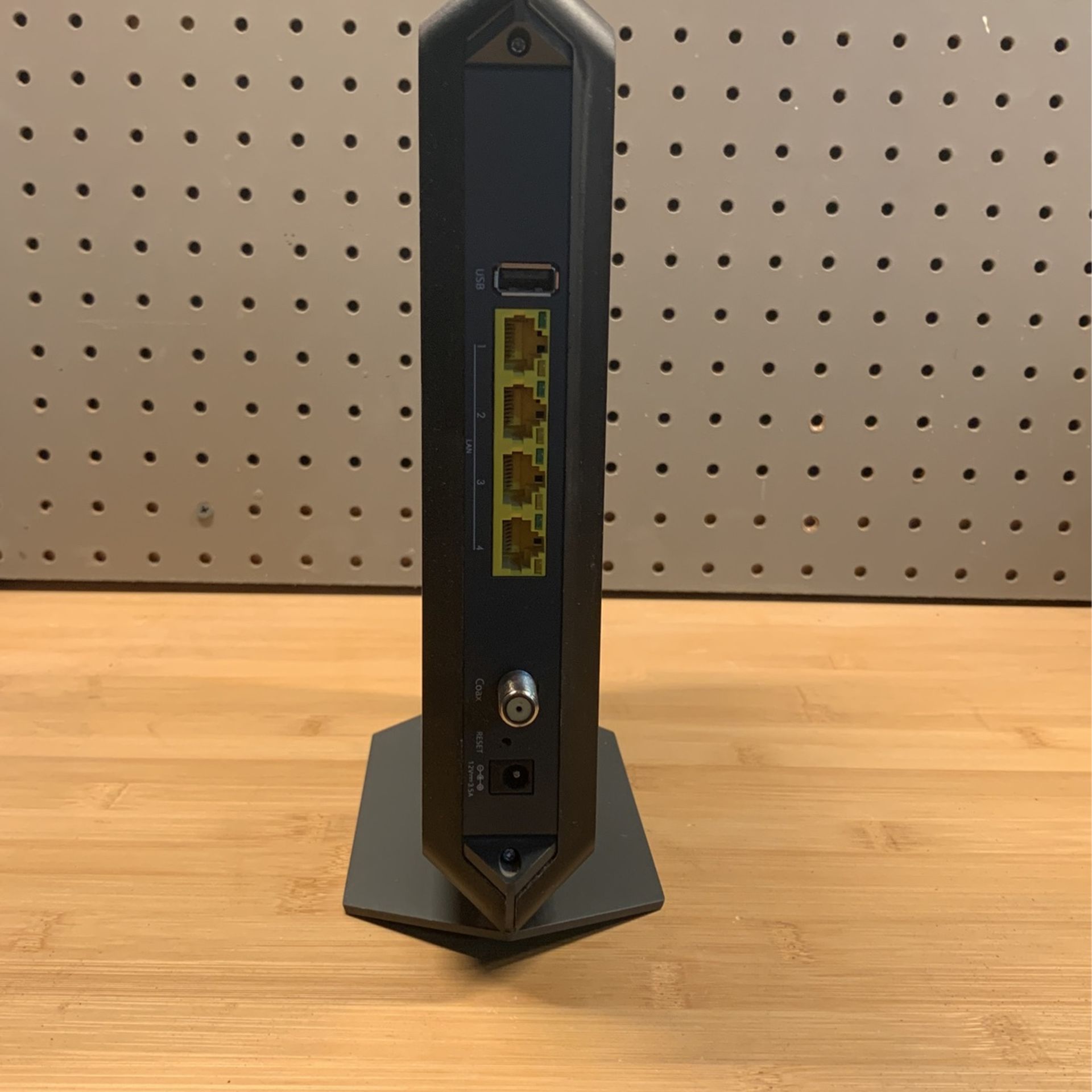Cable Modem/router Netgear