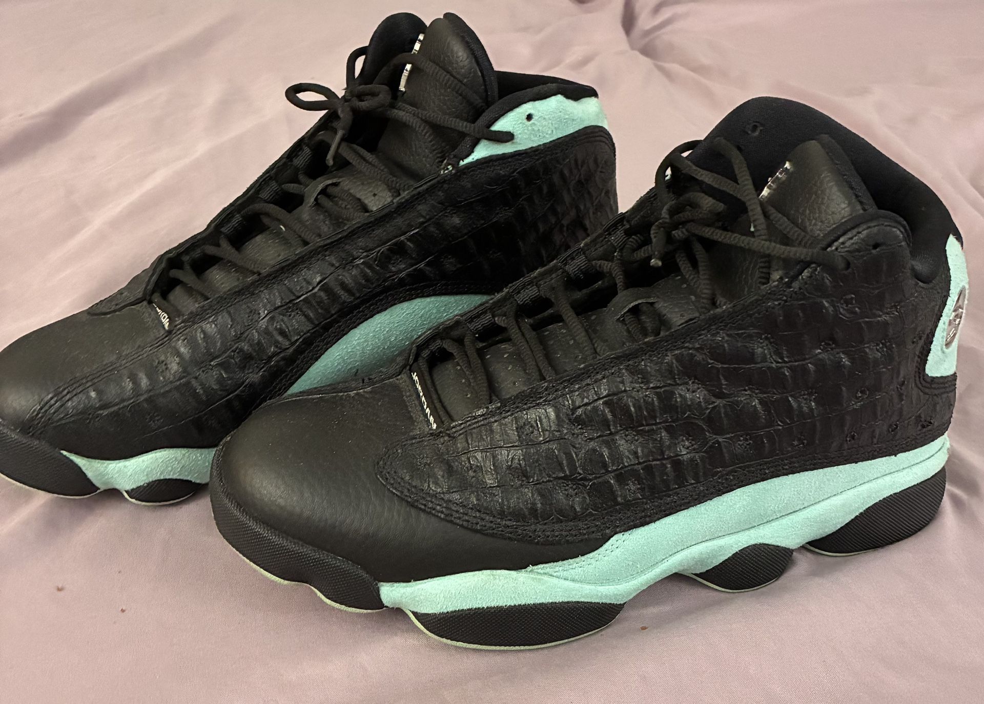 Jordan 13 Retro Black Island Green’s