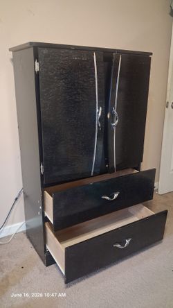 Ashley Furniture Ash Grain Armoire
