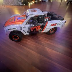 Traxxas Ultimate Desert Racer 