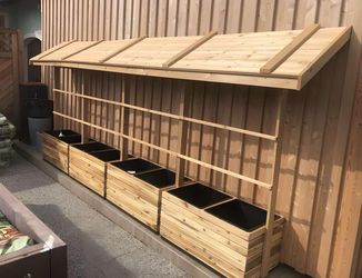 Redwood Cedar garden bed planter boxes raised elevated 3 4 5ft long wheels casters custom made vege